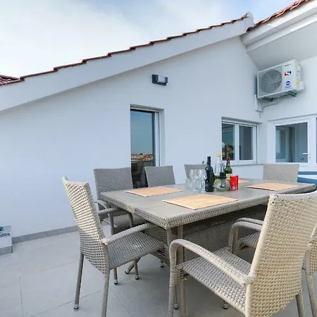 Daire Summer Fever Zadar